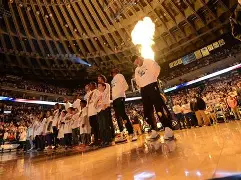 荷甲窗口期再迎强敌，金州勇士临场应变，主帅态度：质疑声仍在，球探报告显示潜力的简单介绍