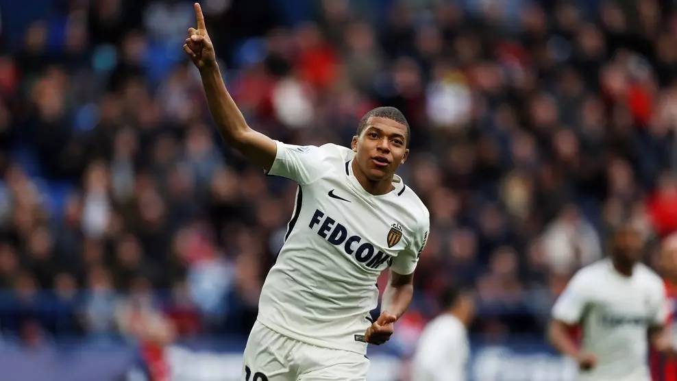 欧冠对决即将来袭 欧冠对决即将来袭