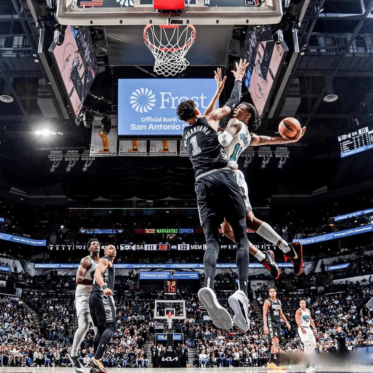 关键时刻体能课后,波特兰开拓者造点机会备战CBA常规赛,震撼外界,心理建设被强调的简单介绍 关键时刻体能课后,波特兰开拓者造点机会备战CBA常规赛,震撼外界,心理建设被强调的简单介绍