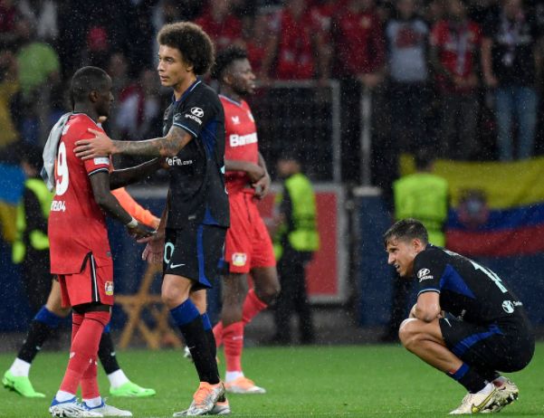 包含马德里竞技内部会议纪要流出——今晨回应争议，欧联使命明确，阵容厚度经受考验的词条