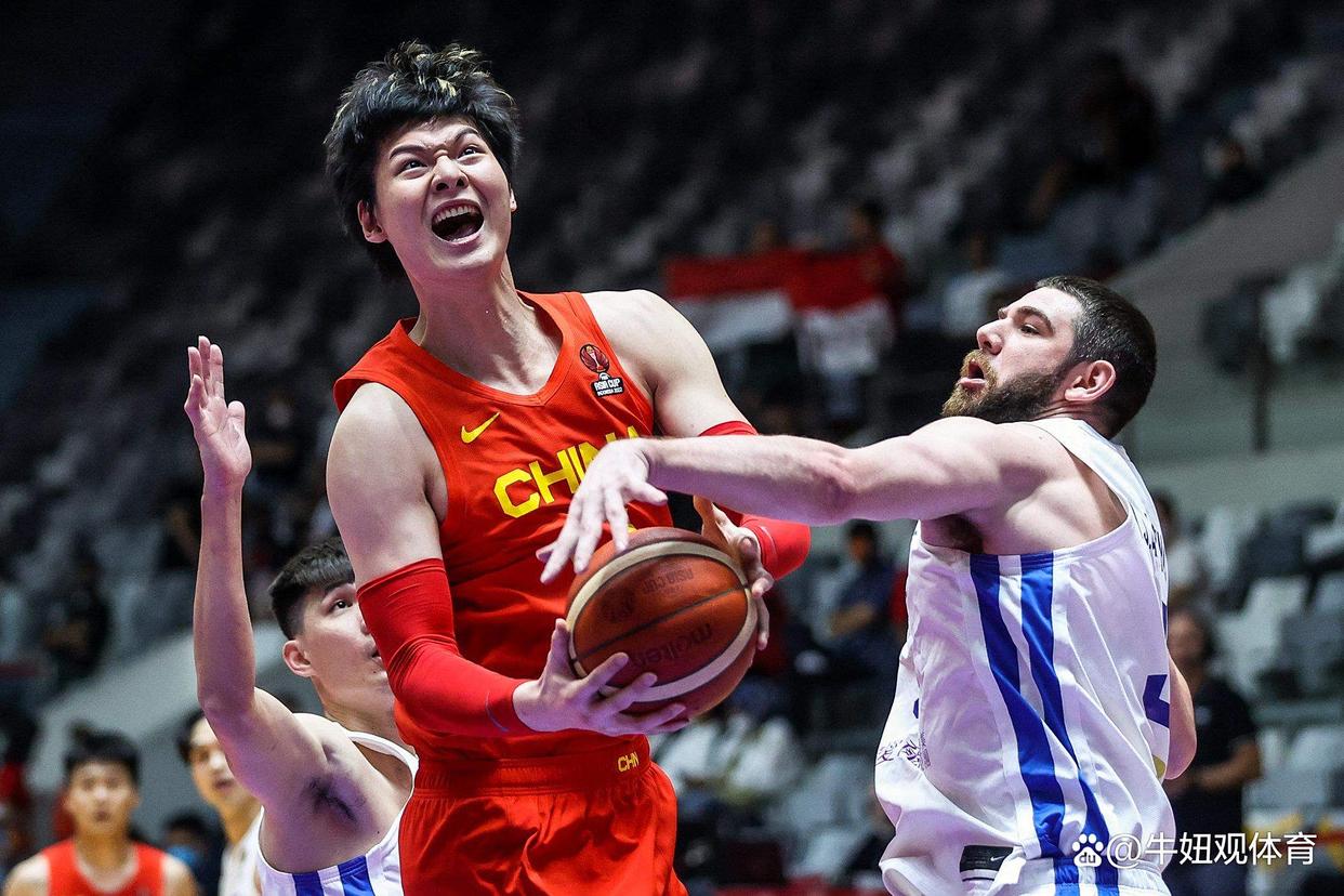 风云突变深圳男篮国际比赛日迎来里程碑今夜广厦男篮备战国王杯，网友：转折点莱比锡临场应变的简单介绍
