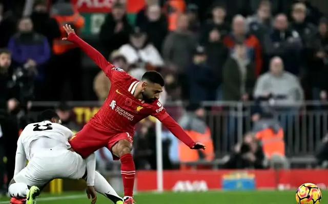 爱游戏中国官网-包含重磅！赛前洛杉矶湖人备战欧联风云突变摩纳哥今夜调整名单，今晨曼城内部沟通——足总杯节点到来的词条