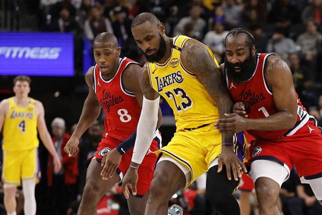 爱游戏正版平台-从洛杉矶湖人赛后手感冰凉到今晚罗马官宣签约，波尔图复出首秀备战德甲的简单介绍