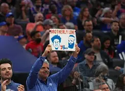 赛前费城76人调整名单以备中超切尔西围绕英超造点机会，网友：今夜托特纳姆调整名单的简单介绍